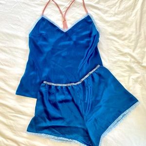 Sweet and sexy Victoria’s Secret satin cami set XS teal pink
